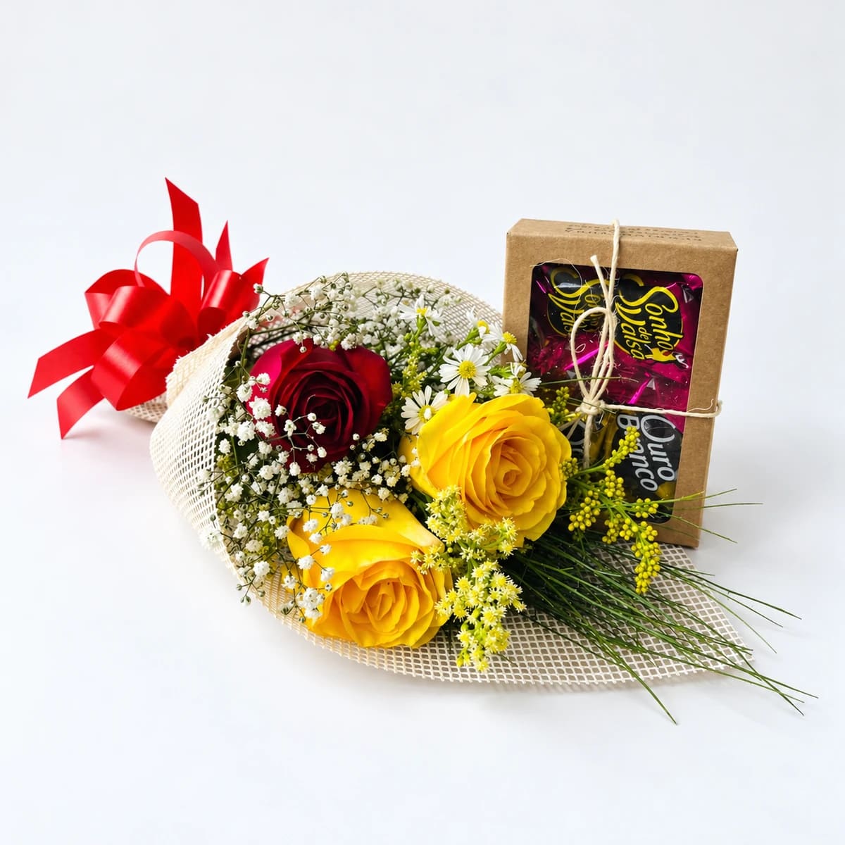 Buquê Cor e Sabor 3 rosas coloridas e chocolate - Promoção